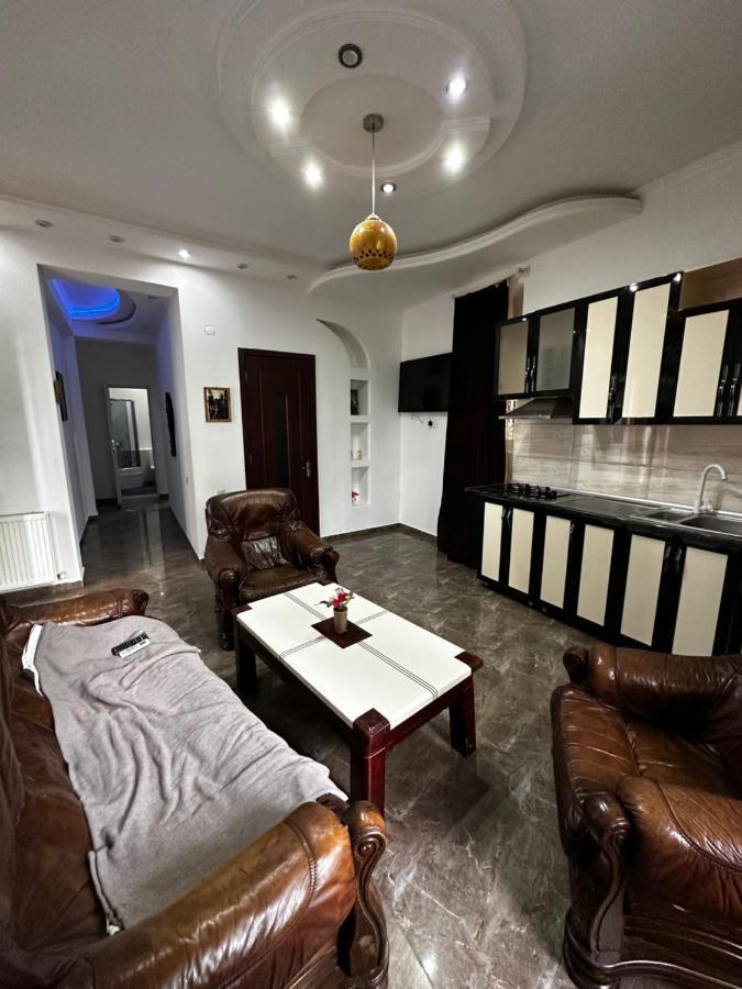 Lucas Hotel Tbilisi Cameră foto